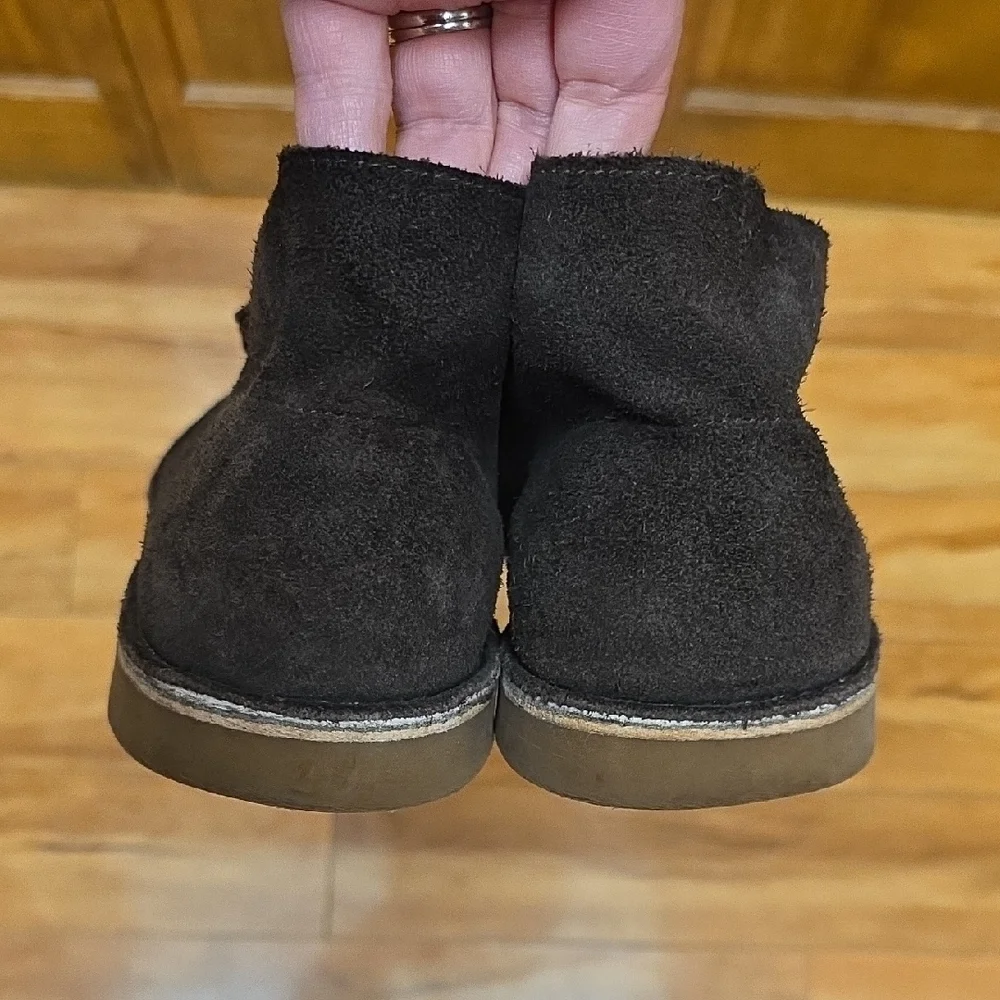 Robert Wayne Size 11D Greyson Suede Brown Ankle Lace Up Chukka Boots